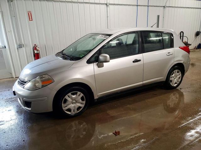 2011 NISSAN VERSA