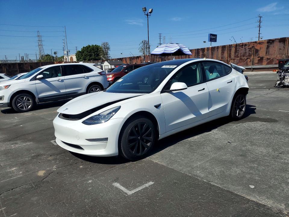 2021 TESLA MODEL 3   