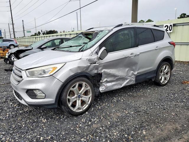 2019 FORD ESCAPE TITANIUM  