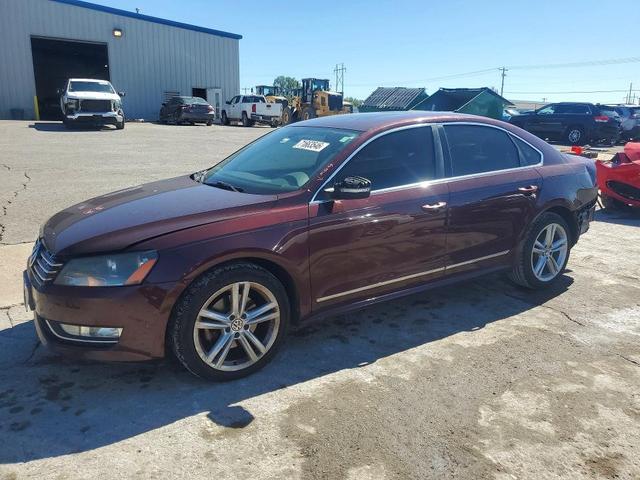 2013 VOLKSWAGEN PASSAT SE