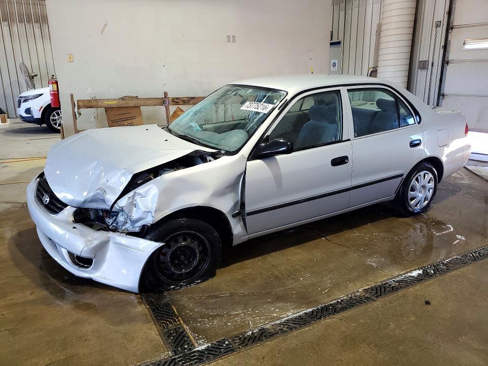 2001 TOYOTA COROLLA CE  