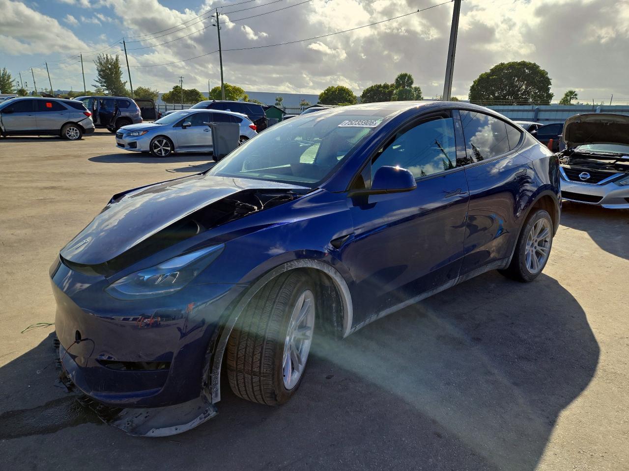 منظر 2023 TESLA MODEL Y، زاوية 1