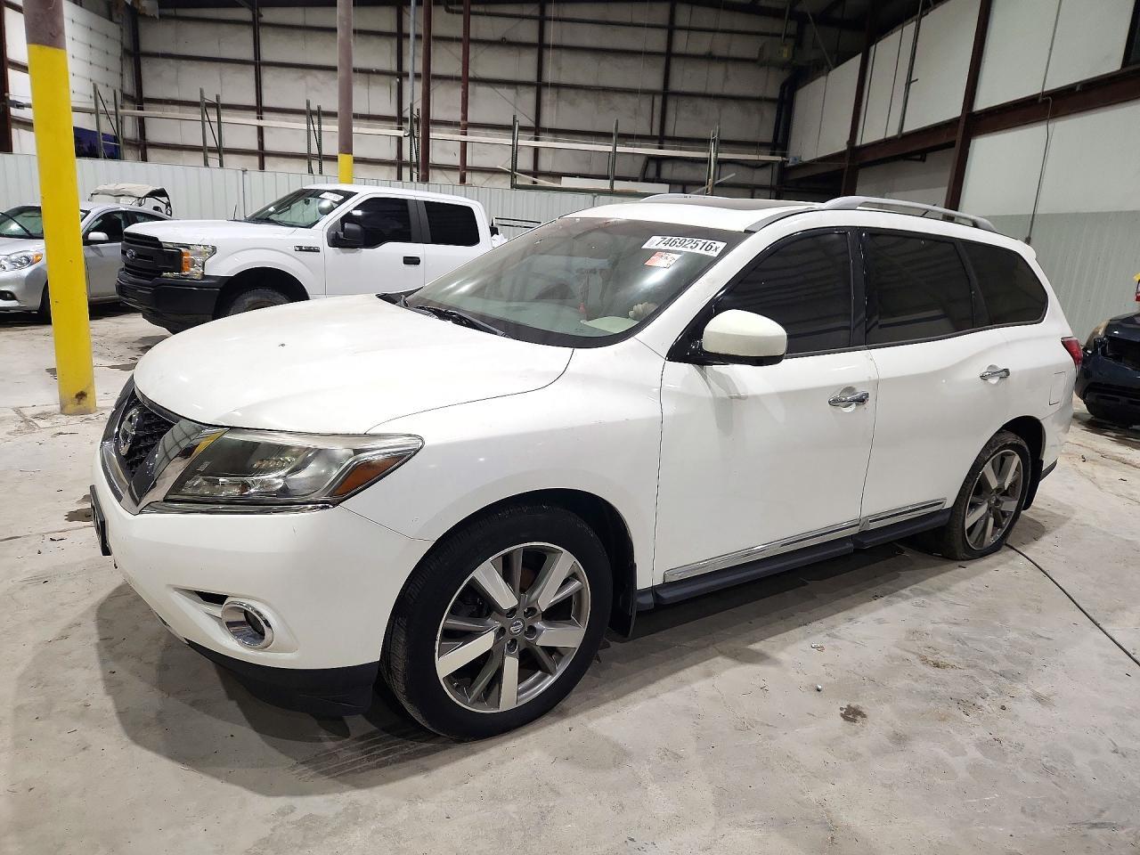 منظر 2014 NISSAN PATHFINDER S، زاوية 1
