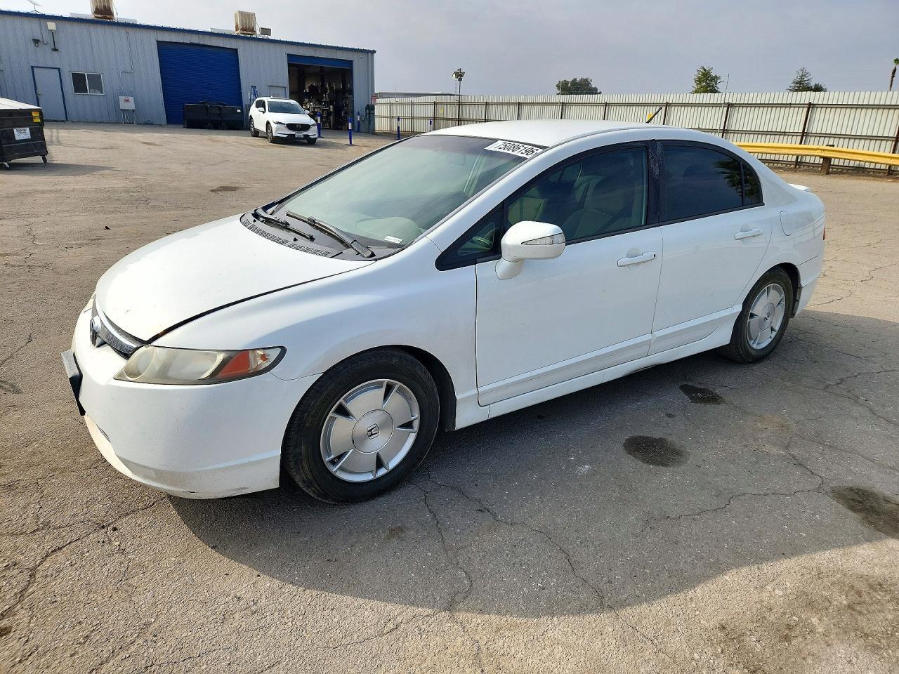 Vue de 2006 HONDA CIVIC HYBRID, angle 1