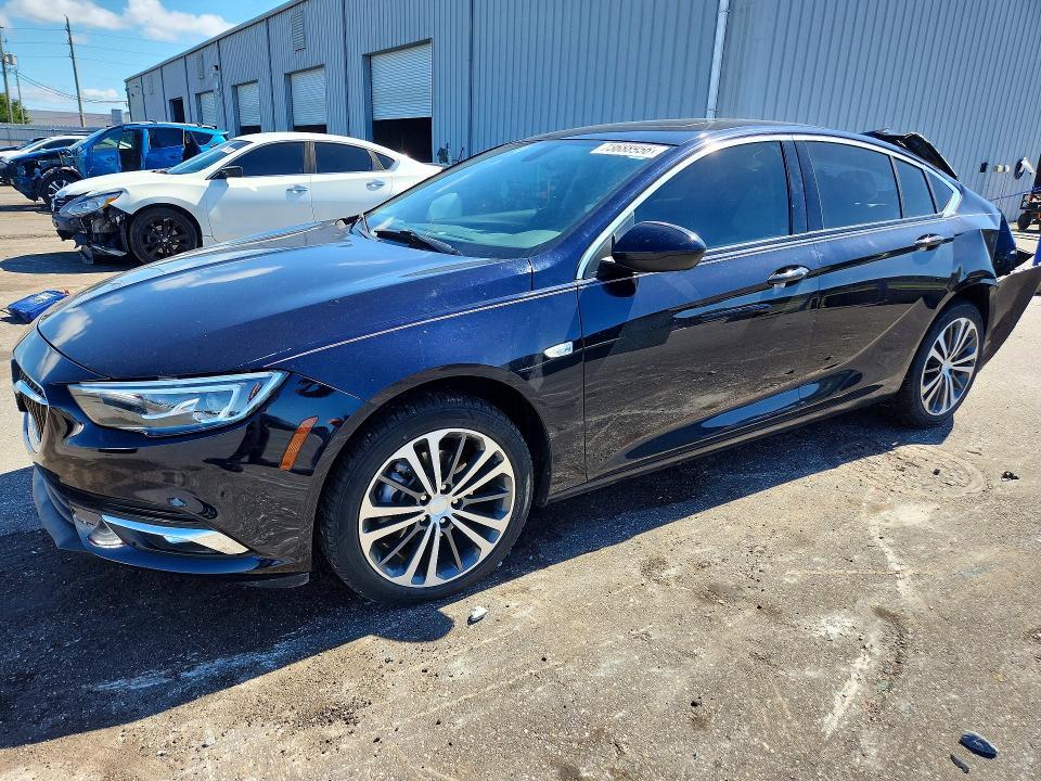 2018 BUICK REGAL ESSENCE  