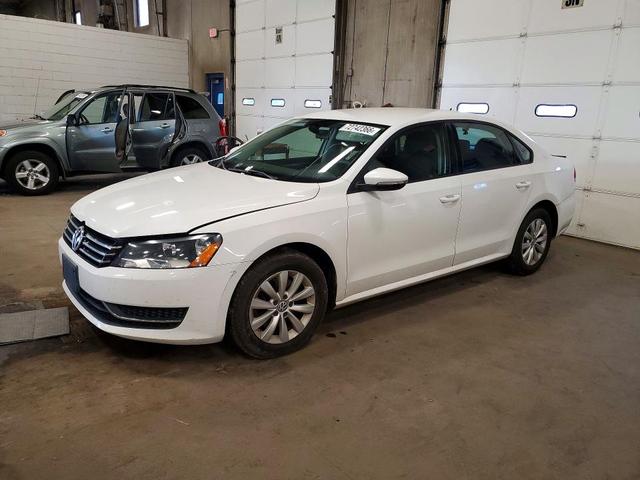 2012 VOLKSWAGEN PASSAT S  