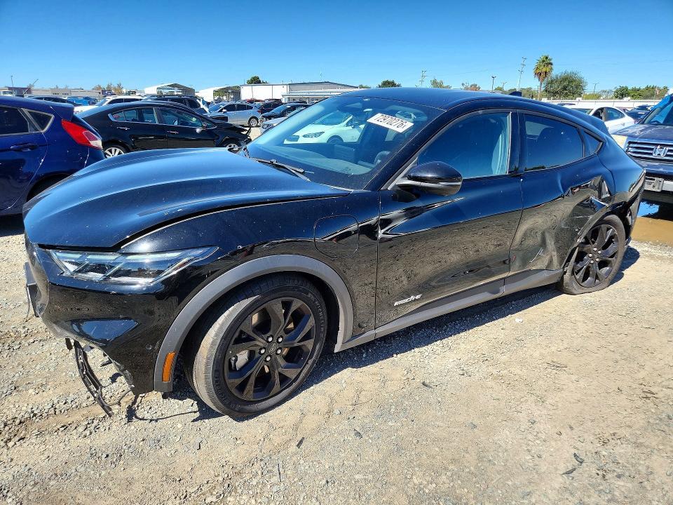 2024 FORD MUSTANG MACH-E SELECT  