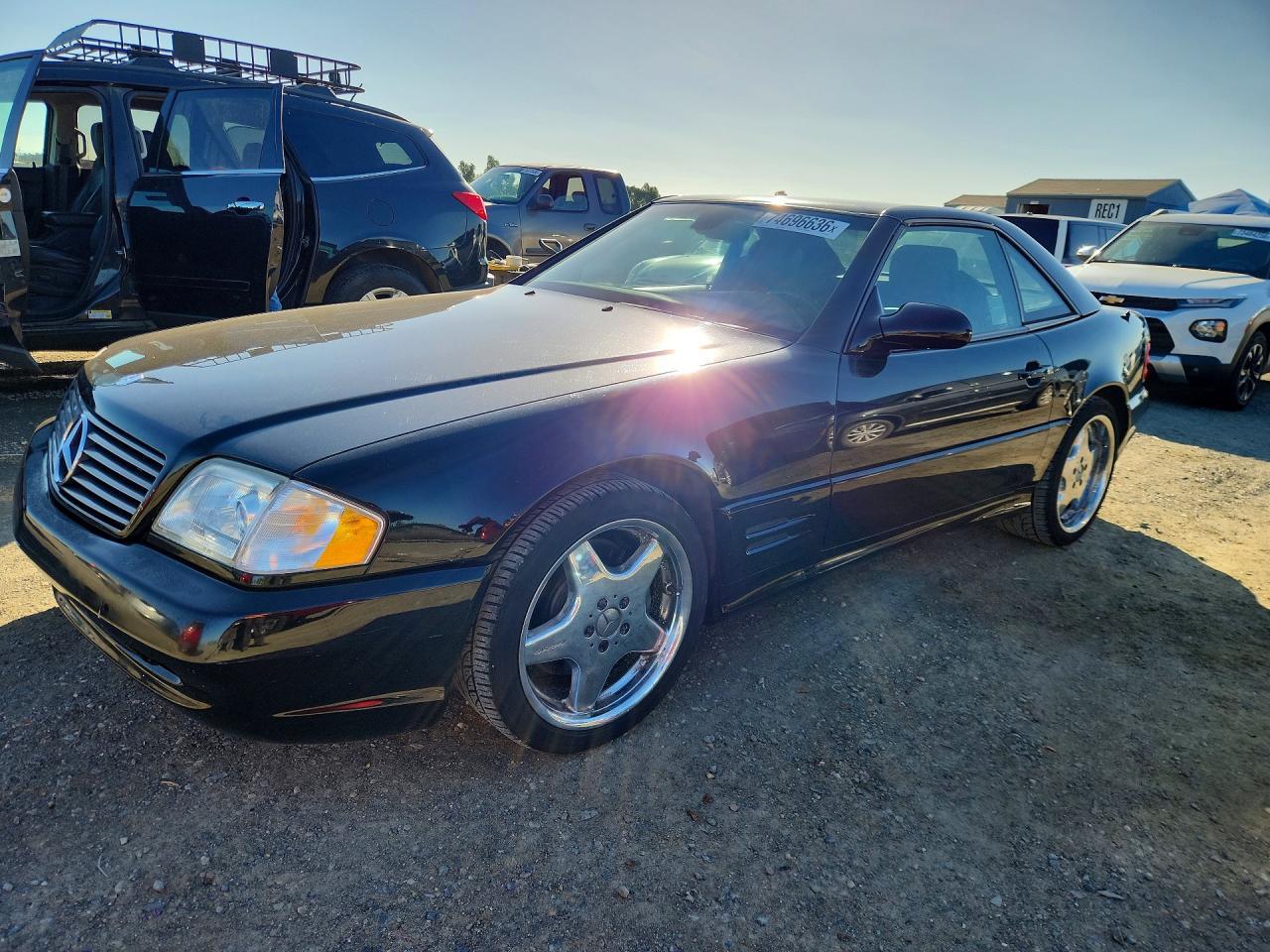 Vue de 2002 MERCEDES-BENZ SL 500, angle 1