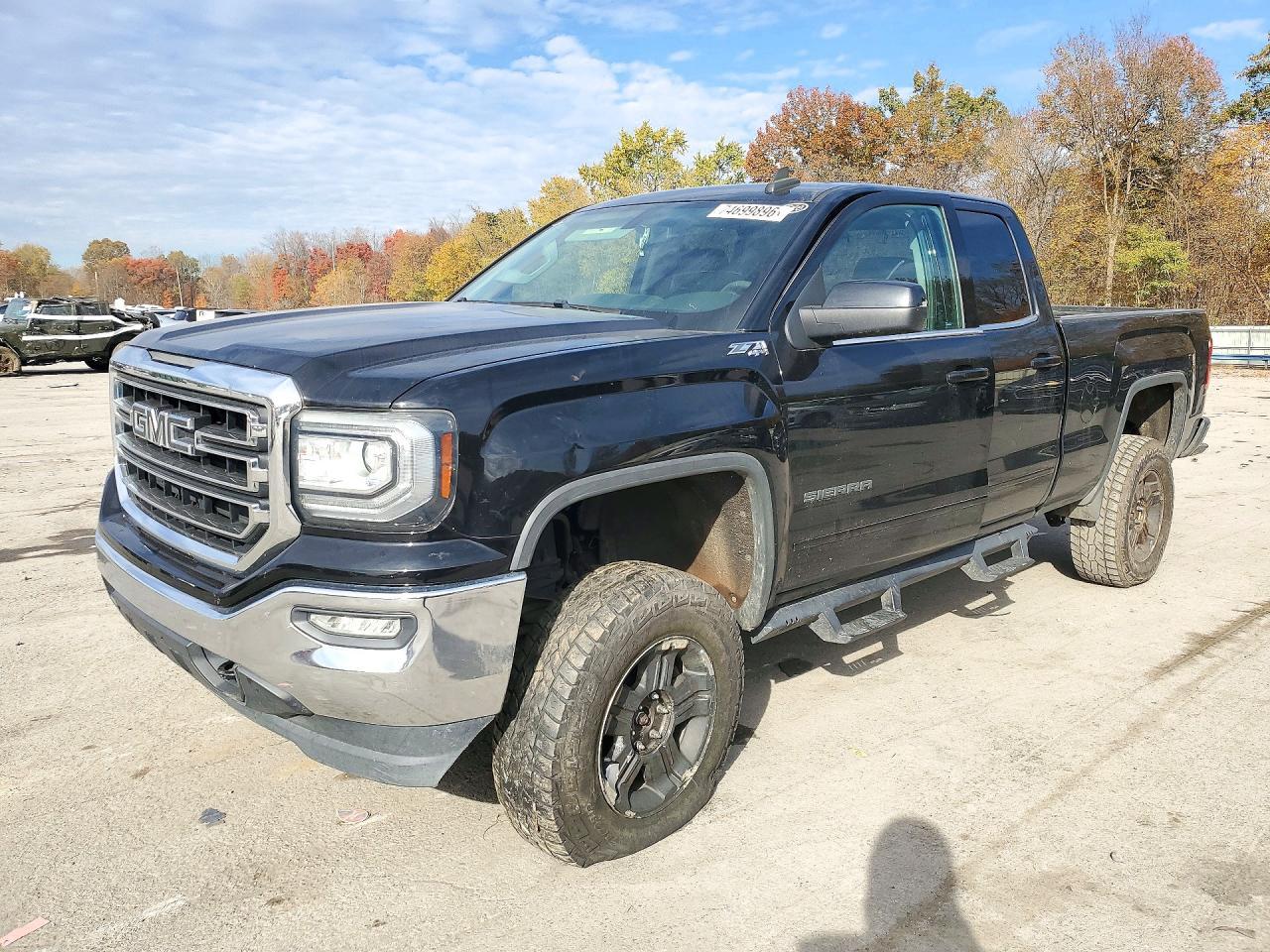منظر 2018 GMC SIERRA K1500 SLE، زاوية 1