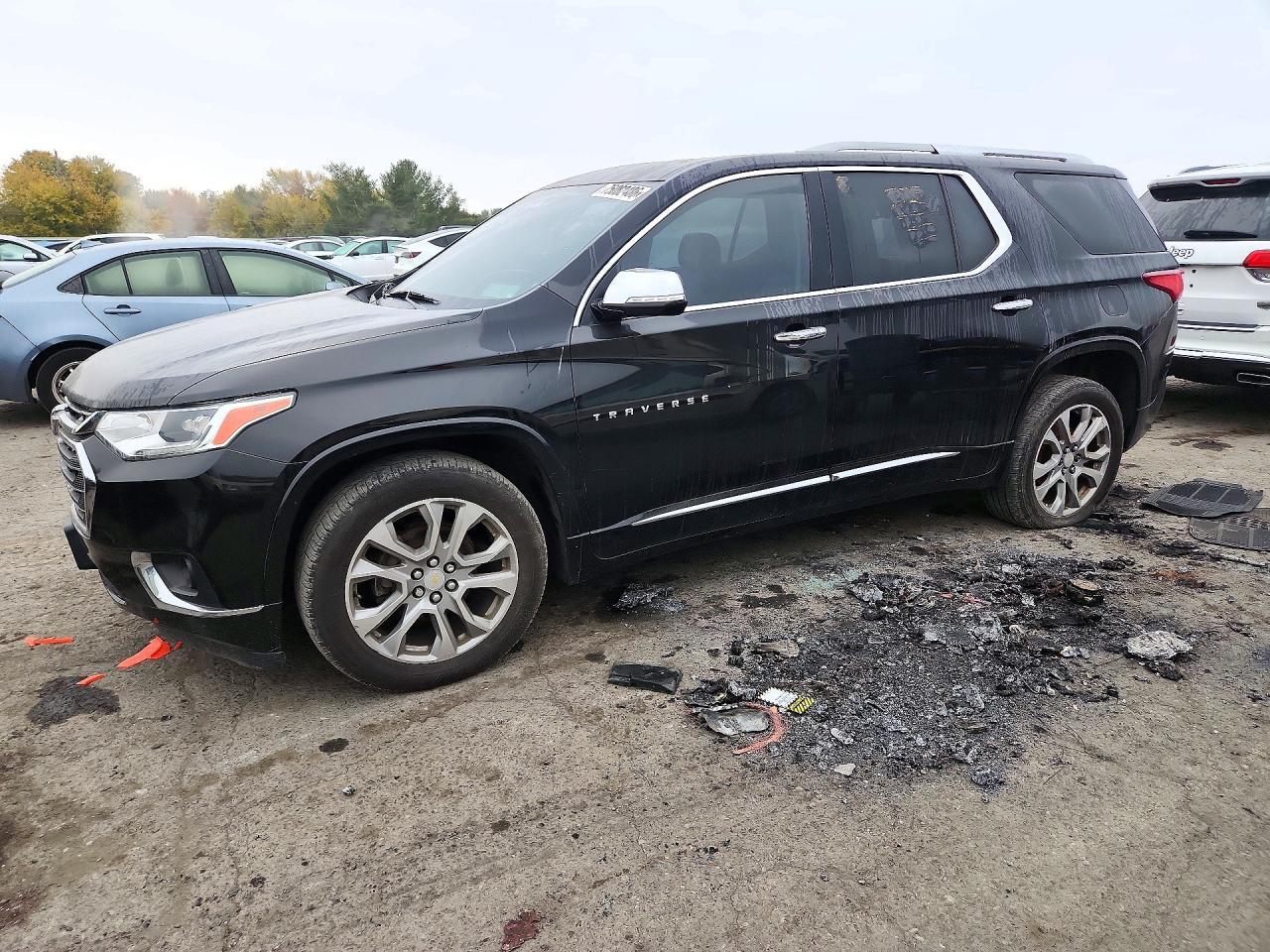 2018 CHEVROLET TRAVERSE PREMIER view, angle 1