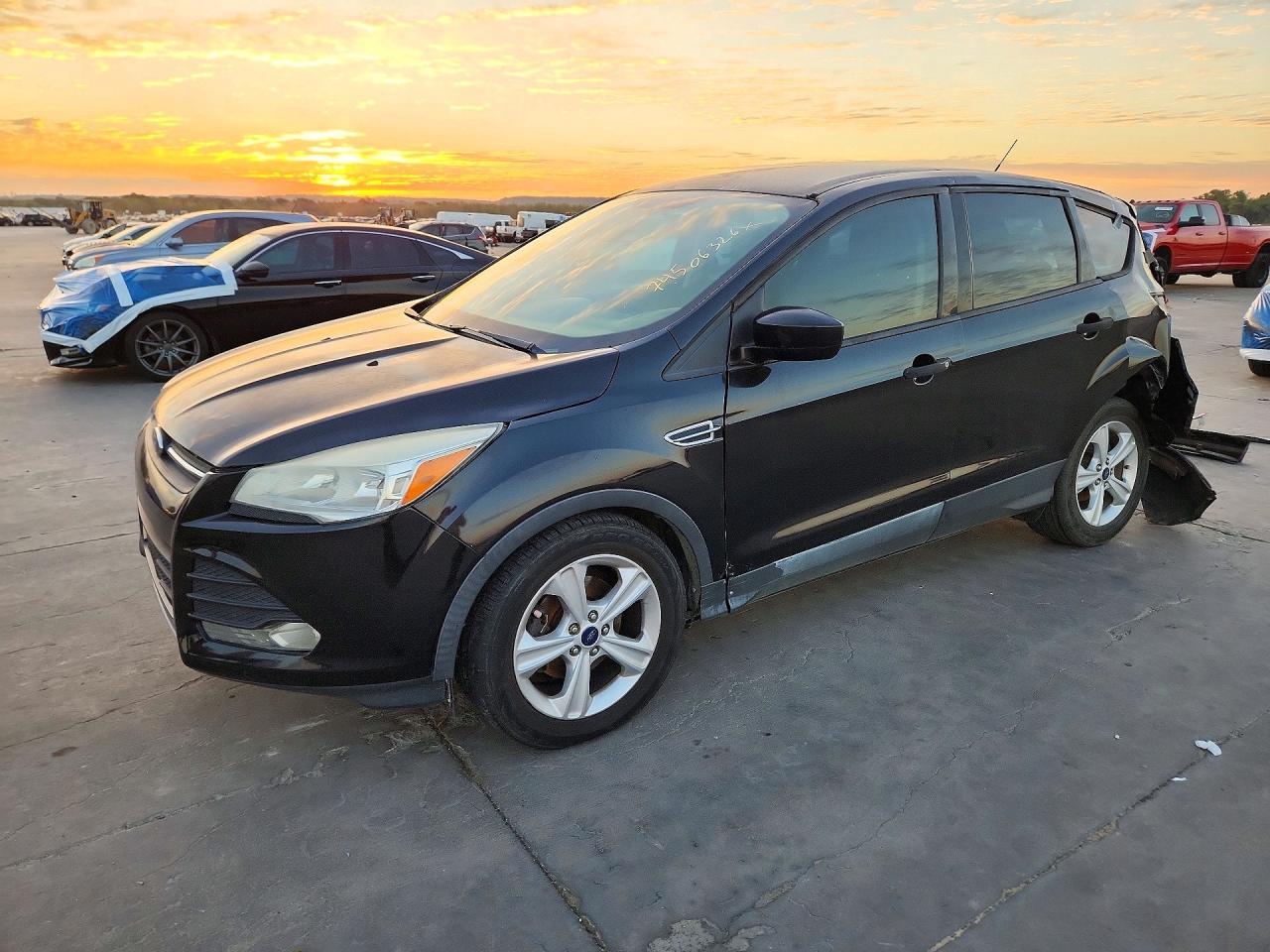 منظر 2015 FORD ESCAPE S، زاوية 1