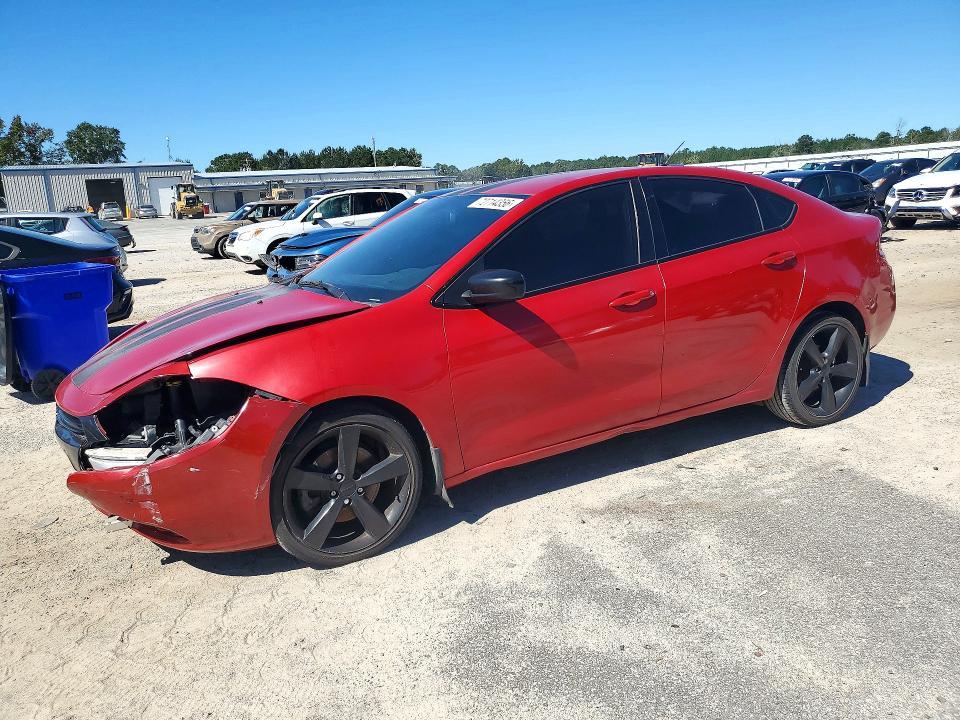 2015 DODGE DART SXT  
