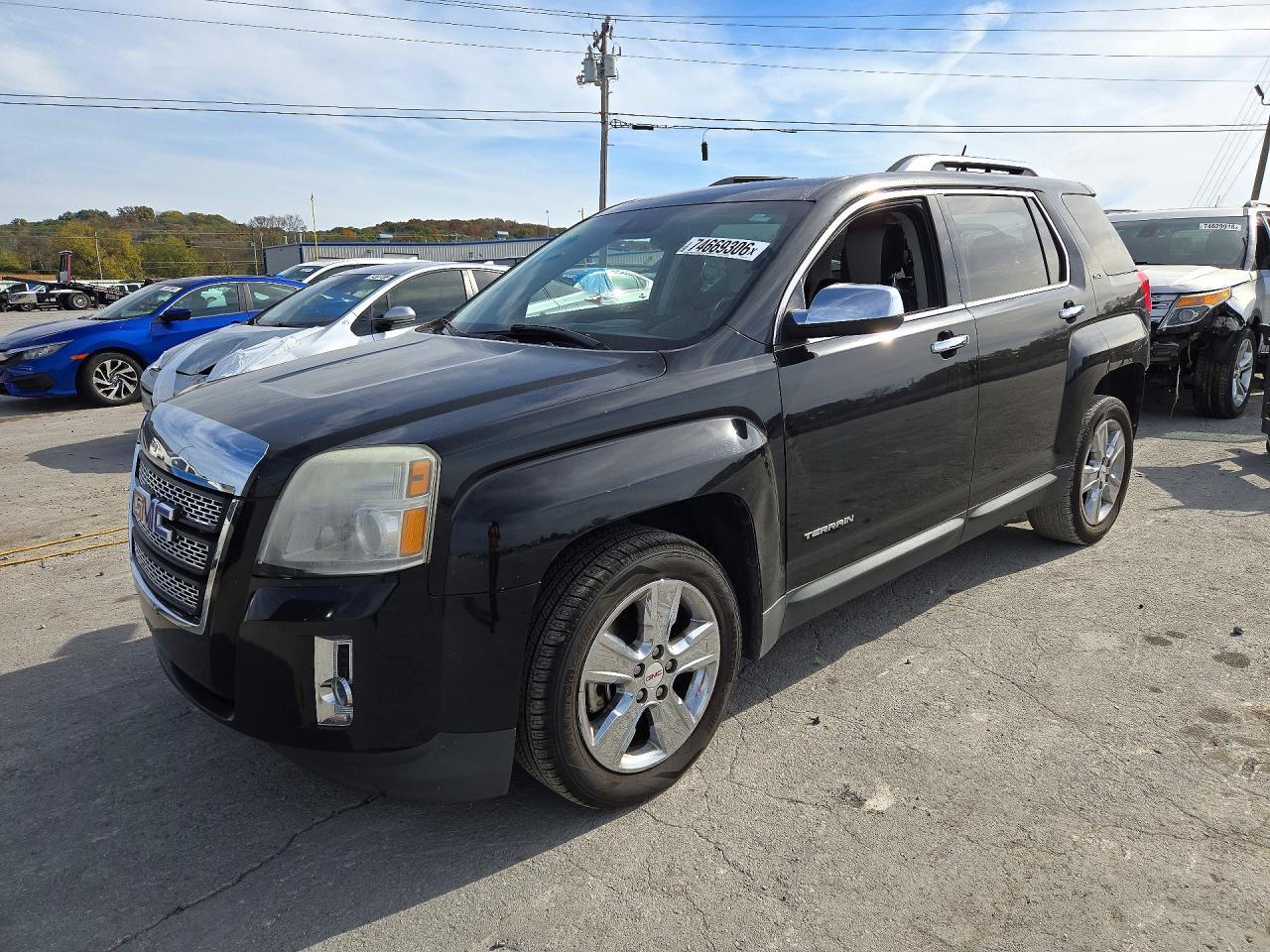 Vista de 2015 GMC TERRAIN SLT, ángulo 1