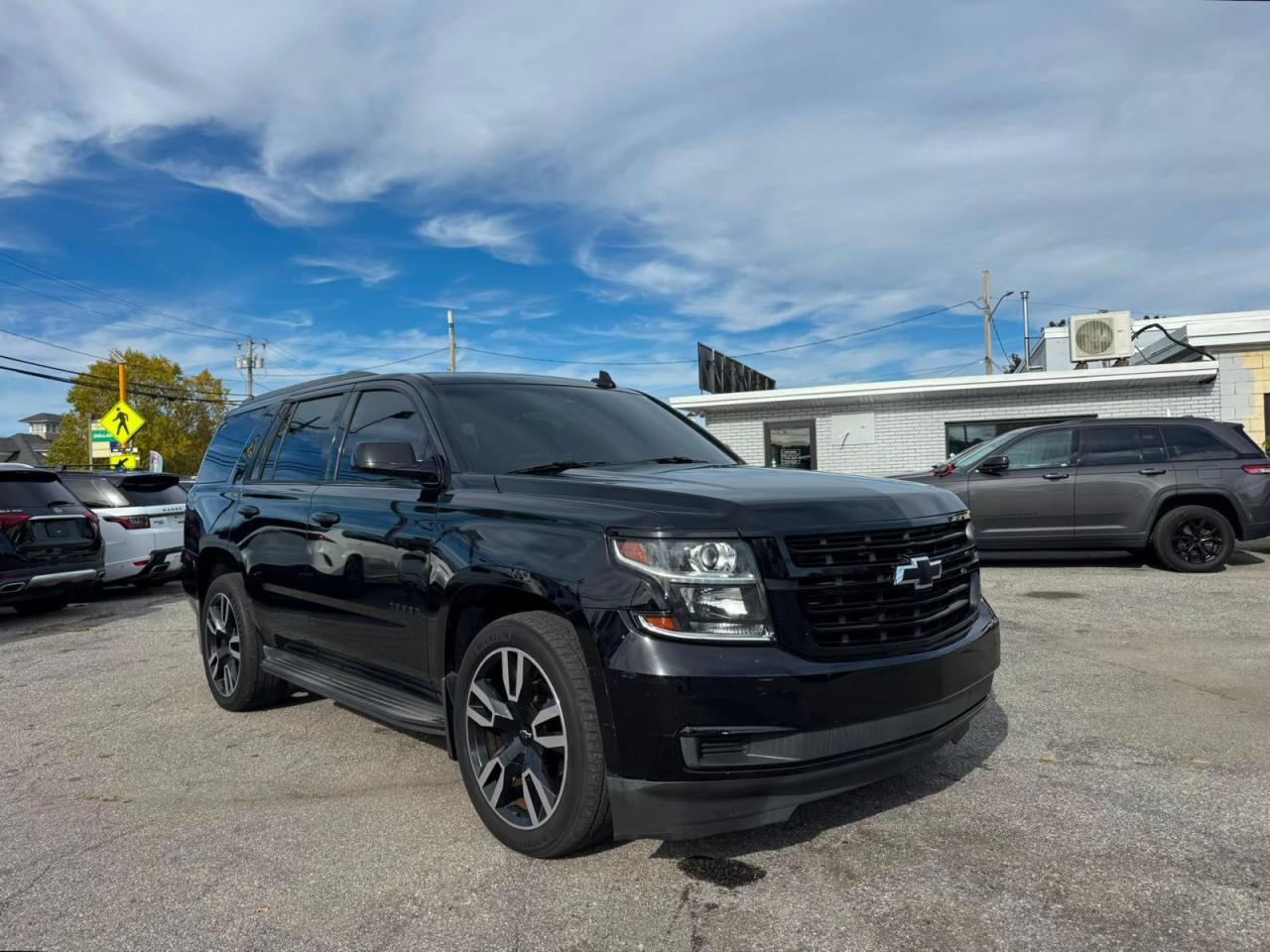 Vista de 2018 CHEVROLET TAHOE C1500 LT, ángulo 1