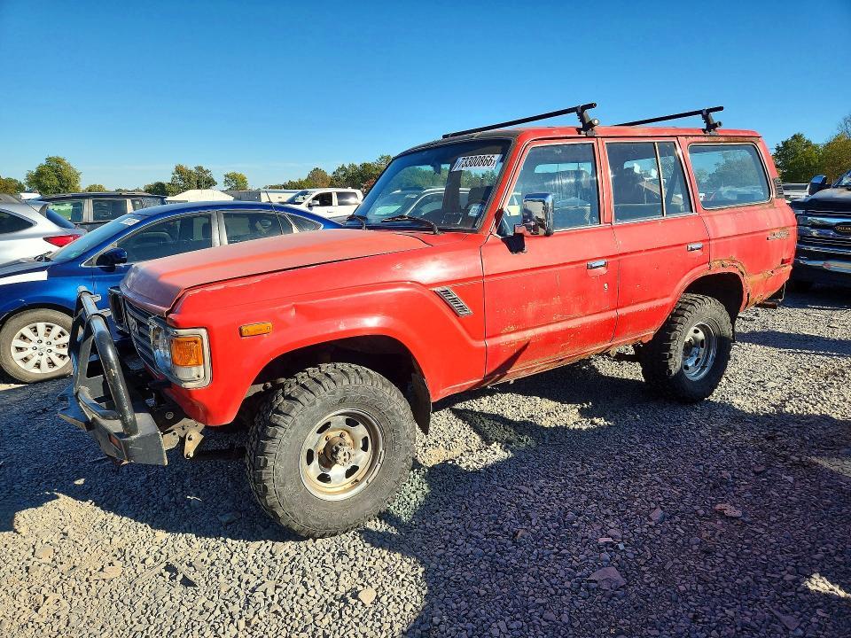 1982 TOYOTA LAND CRUISER FJ60  