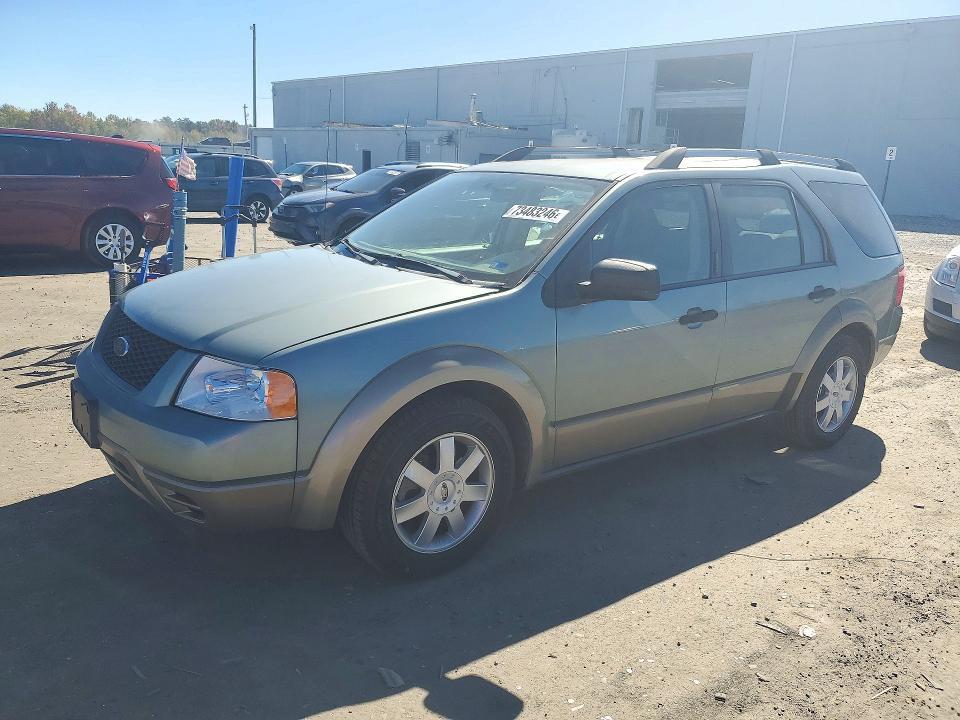 2005 FORD FREESTYLE SE  