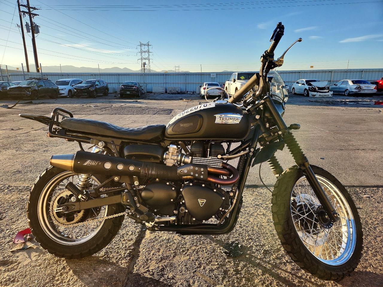 منظر 2012 TRIUMPH MOTORCYCLE SCRAMBLER، زاوية 1