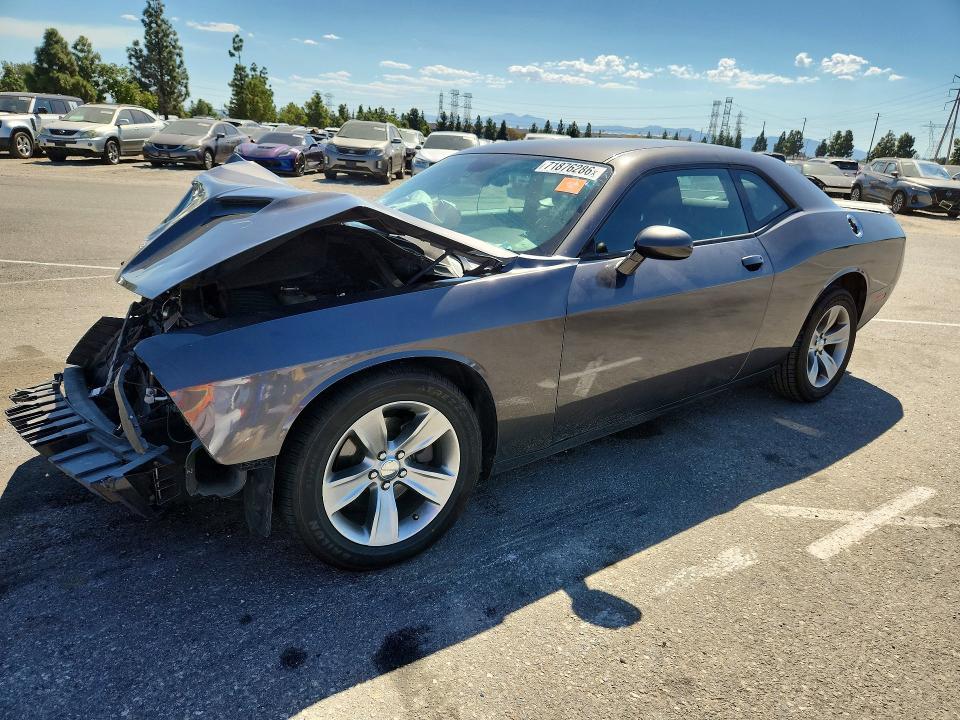 2020 DODGE CHALLENGER SXT  