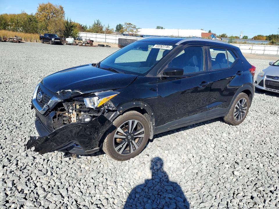 2018 NISSAN KICKS SV  