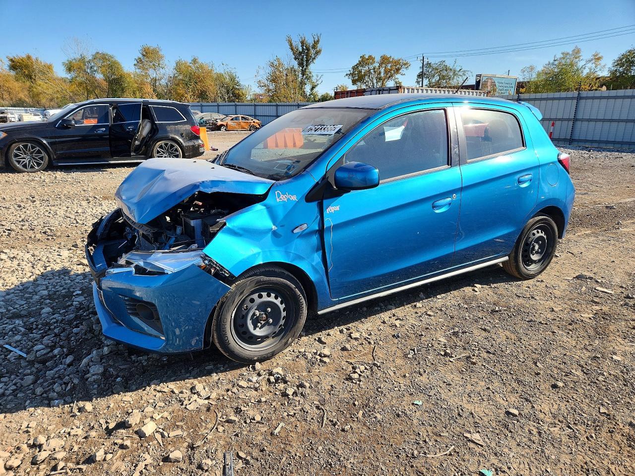 Вид 2024 MITSUBISHI MIRAGE ES, угол 1