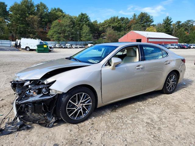 2017 LEXUS ES