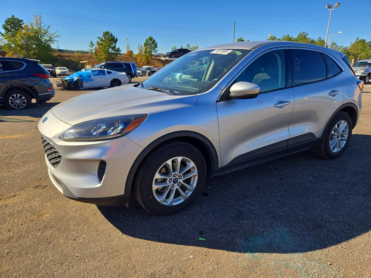Vista de 2020 FORD ESCAPE SE, ángulo 1