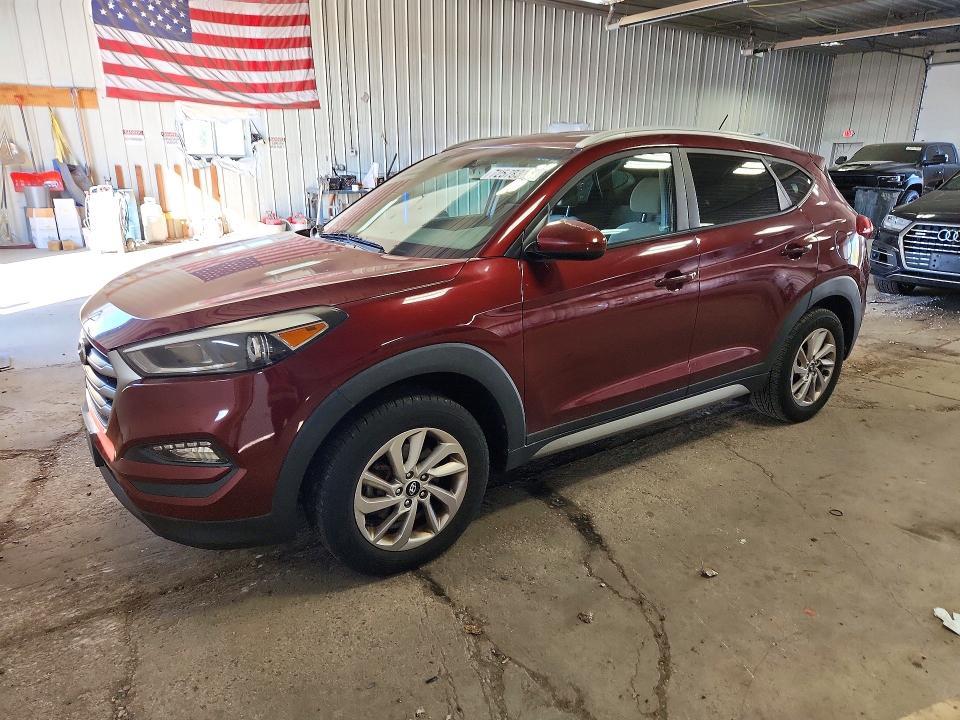 2017 HYUNDAI TUCSON SE  