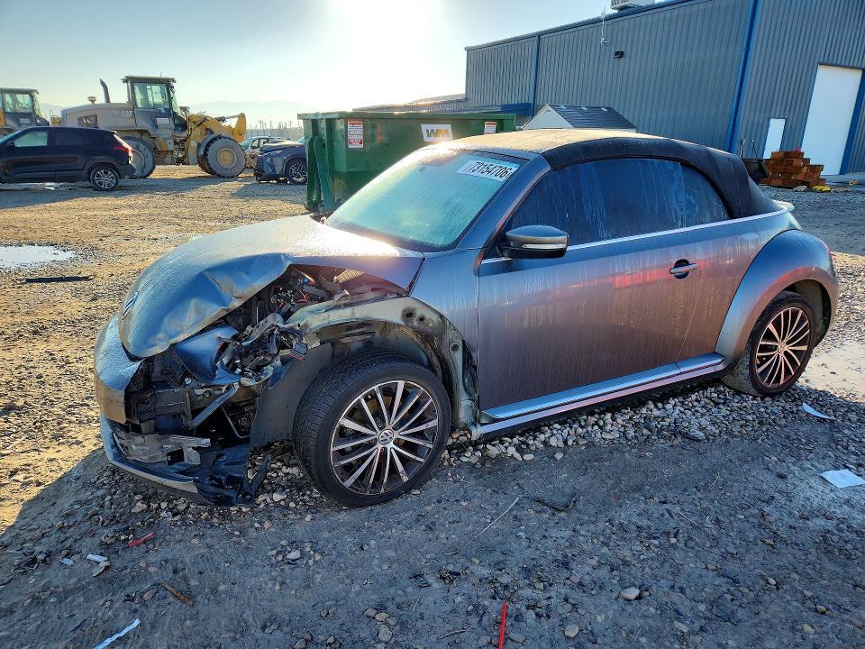 2013 VOLKSWAGEN BEETLE   