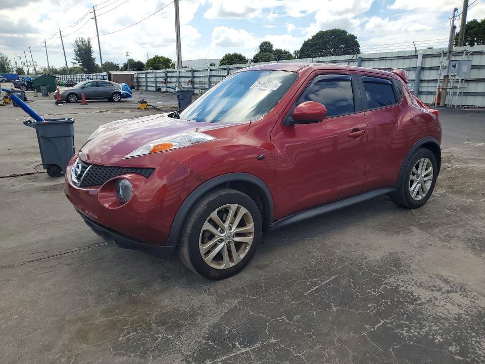 2014 NISSAN JUKE SL  