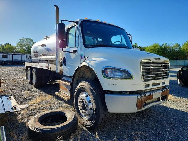 2016 FREIGHTLINER BUSINESS CLASS M2 TANK TRUCK