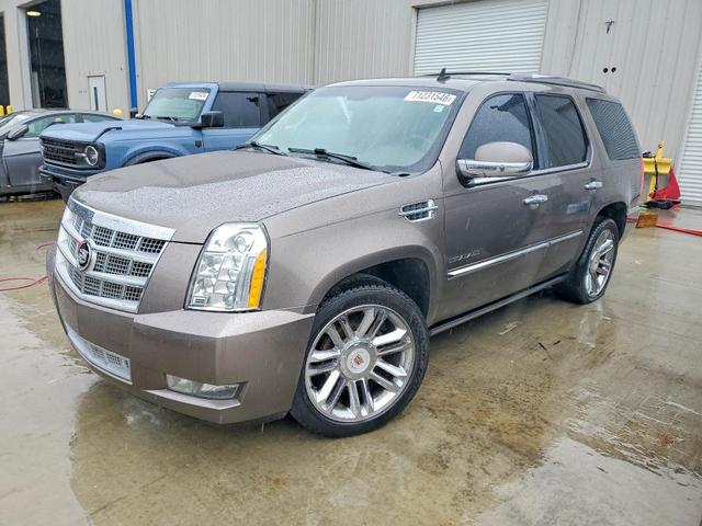 2011 CADILLAC ESCALADE PLATINUM  