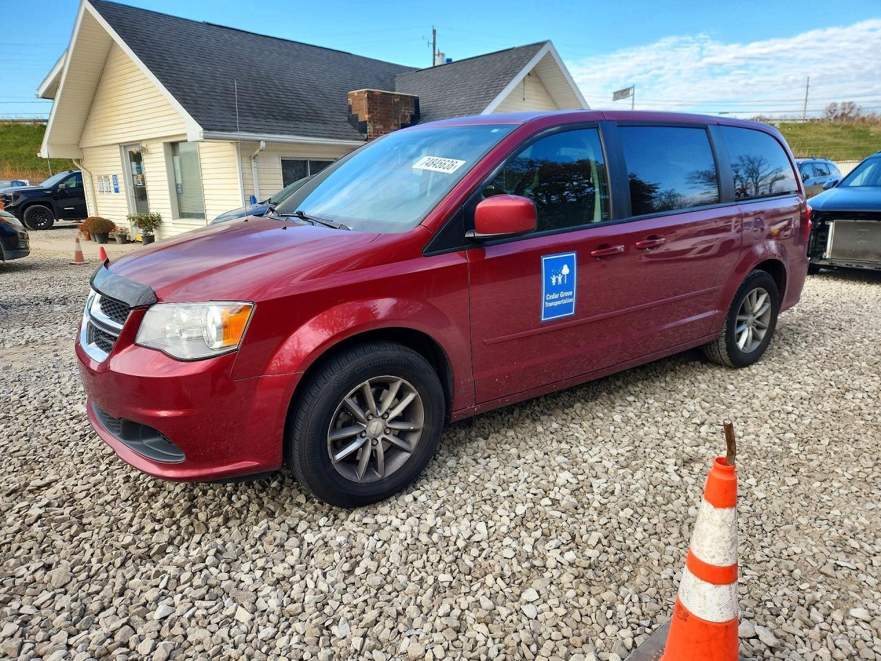 2016 DODGE GRAND CARAVAN SE view, angle 1
