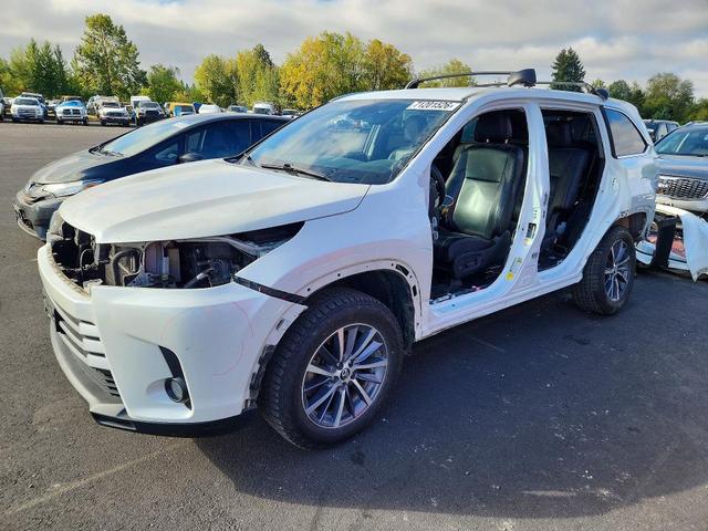 2019 TOYOTA HIGHLANDER HYBRID XLE  