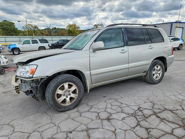 2003 TOYOTA HIGHLANDER LIMITED  