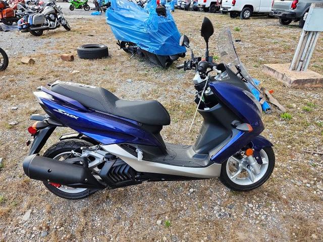 2015 YAMAHA SCOOTER
