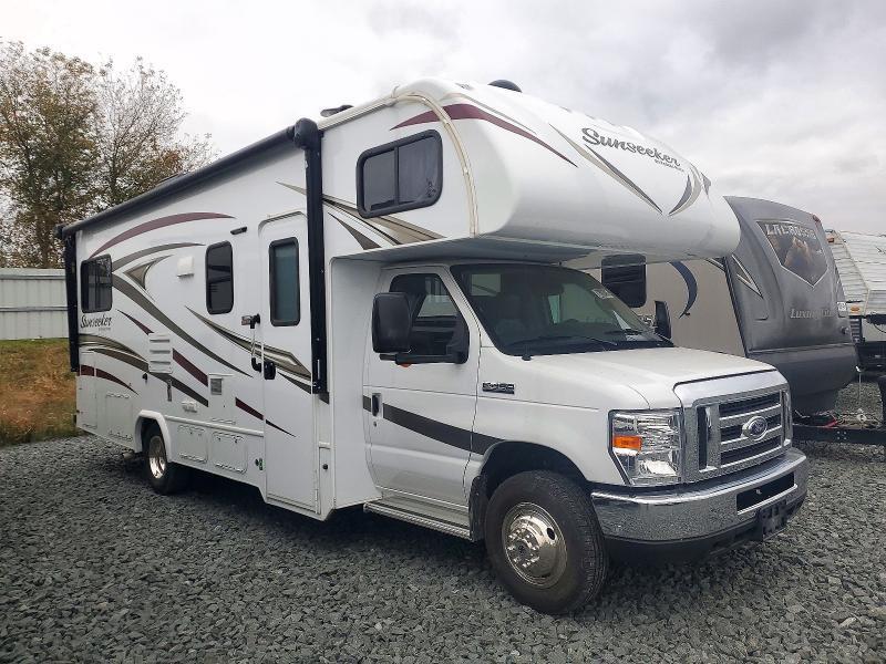 2017 FOREST RIVER SUNSEEKER RV
