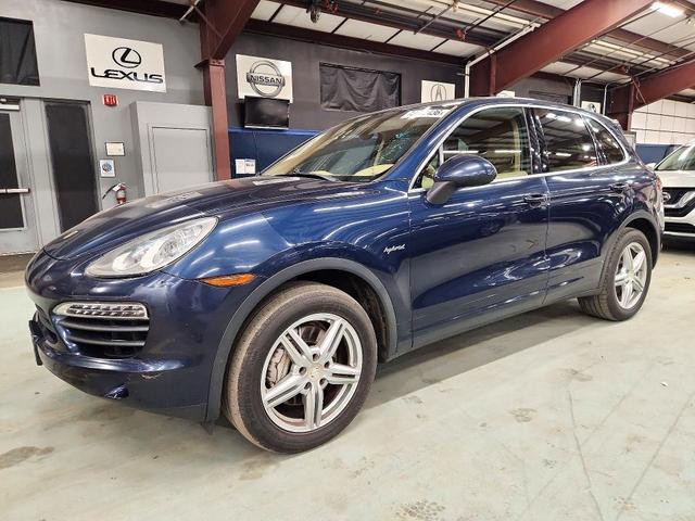 2014 PORSCHE CAYENNE