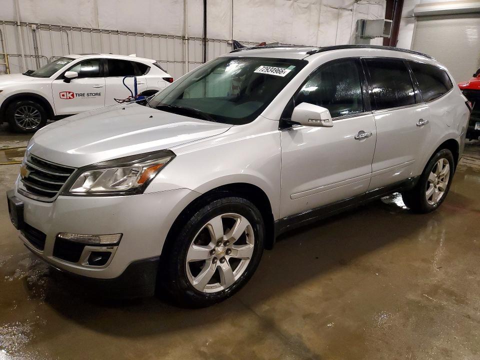 2016 CHEVROLET TRAVERSE LT  