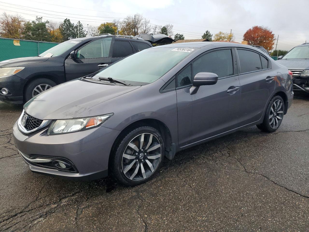 منظر 2015 HONDA CIVIC EXL، زاوية 1