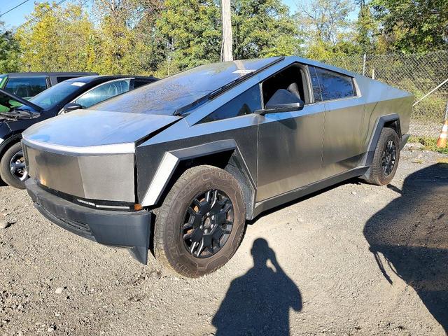 2024 TESLA CYBERTRUCK   