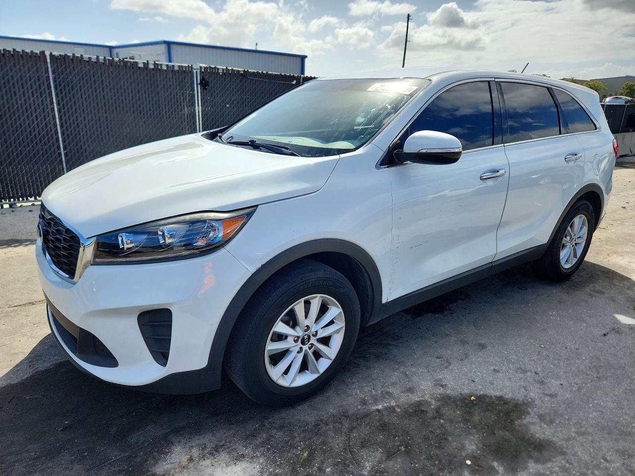 منظر 2020 KIA SORENTO S، زاوية 1