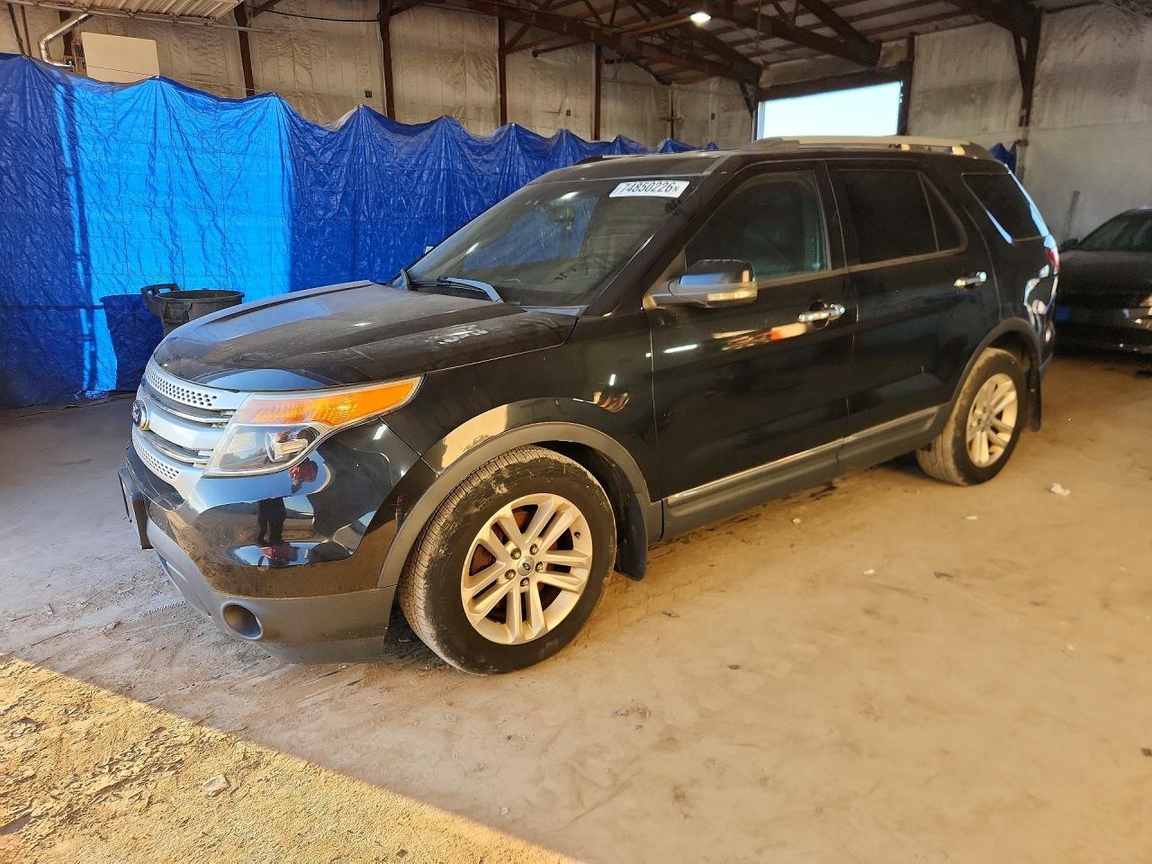 منظر 2011 FORD EXPLORER XLT، زاوية 1