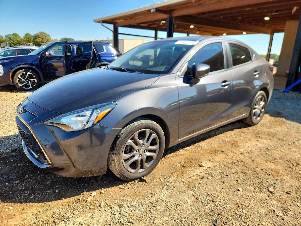 2019 TOYOTA YARIS LE  