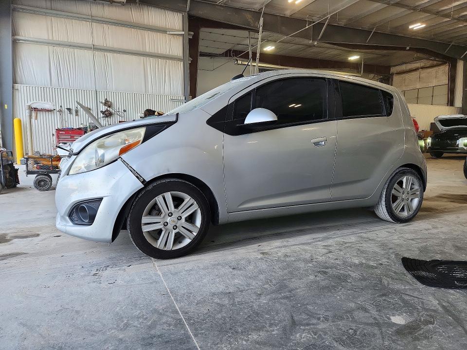 2015 CHEVROLET SPARK 1LT  