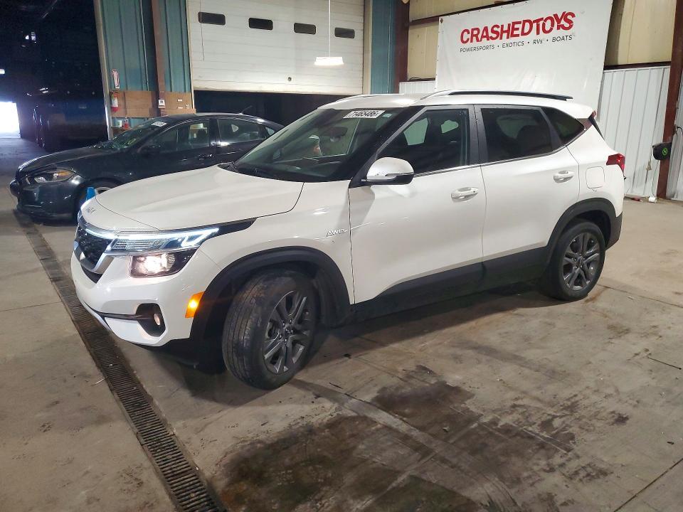 2023 KIA SELTOS S  