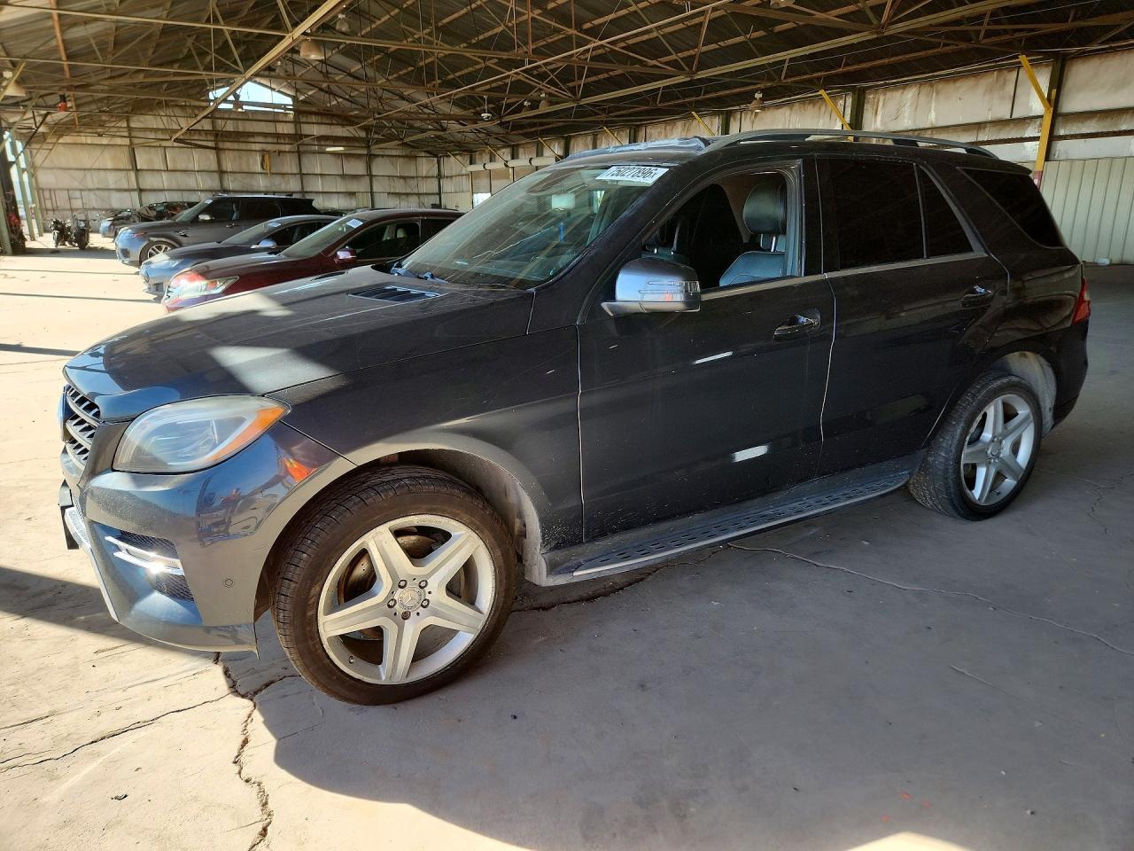 Vue de 2015 MERCEDES-BENZ ML 400 4MATIC, angle 1