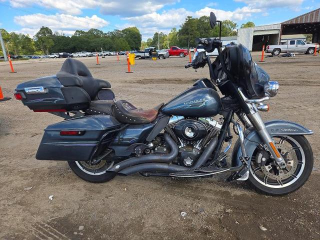2015 HARLEY-DAVIDSON FLHTCU ULTRA CLASSIC ELECTRA GLIDE