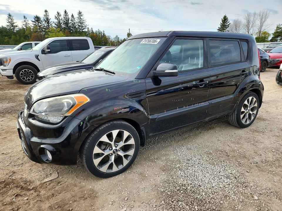 2013 KIA SOUL +  