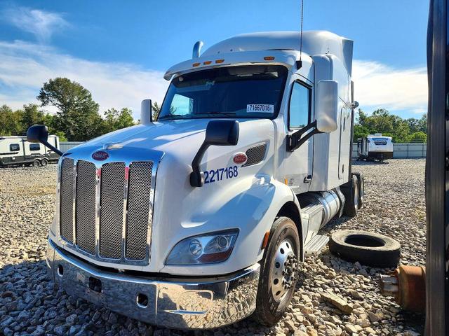 2020 PETERBILT 579 - SEMI TRUCK