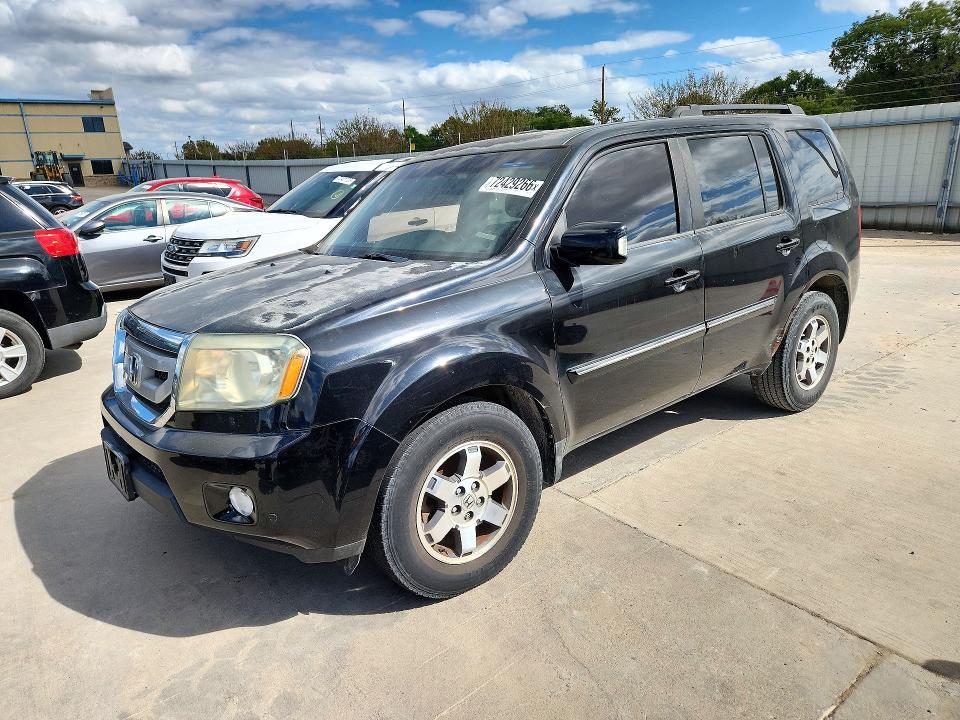 2011 HONDA PILOT TOURING  